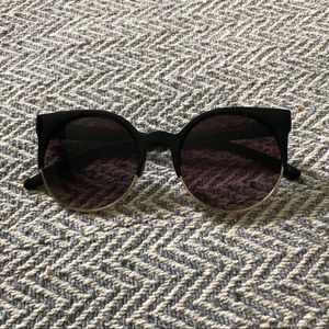 🕶H&M Black Sunglasses🕶